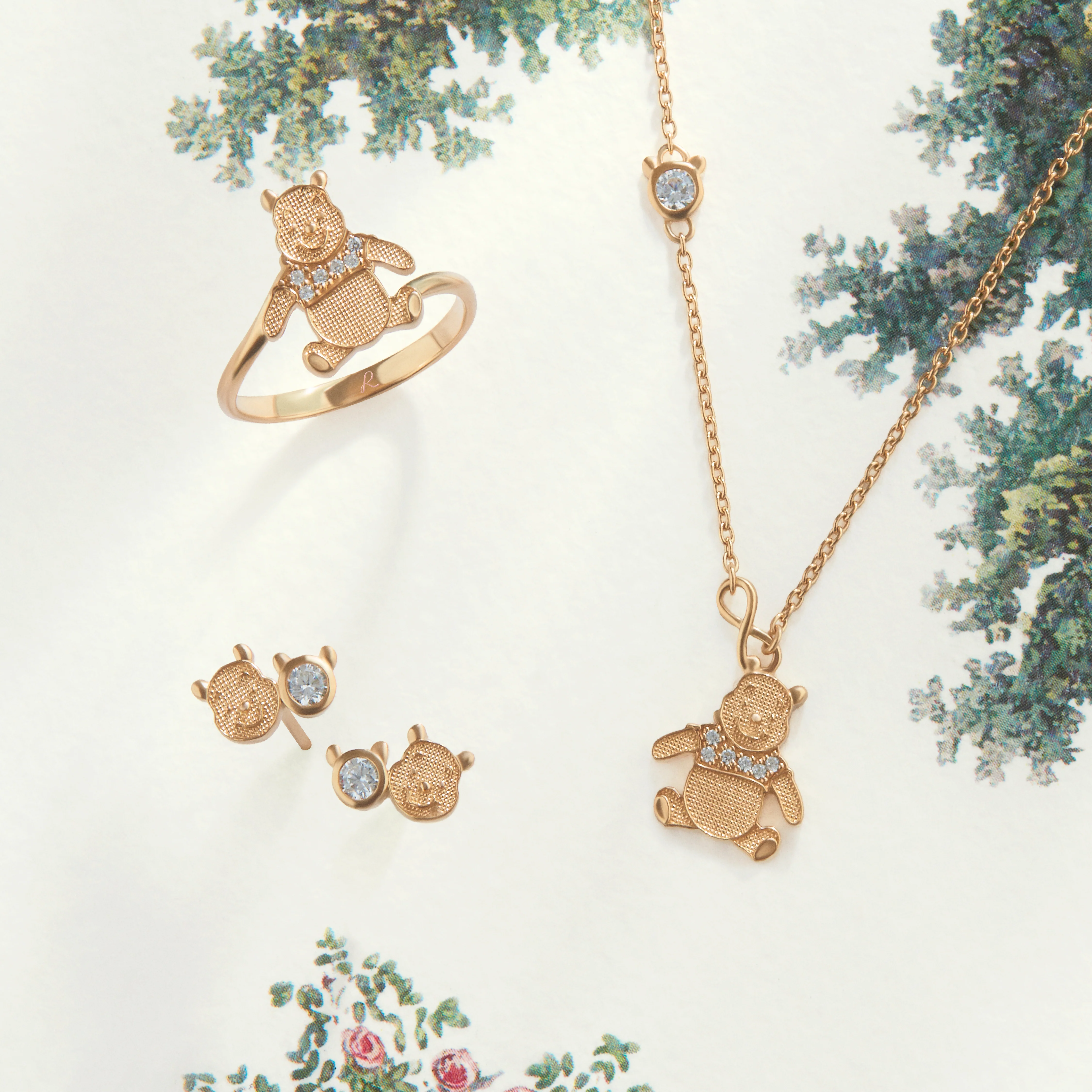 Winnie The Pooh Signature Gold Necklace - Image 4