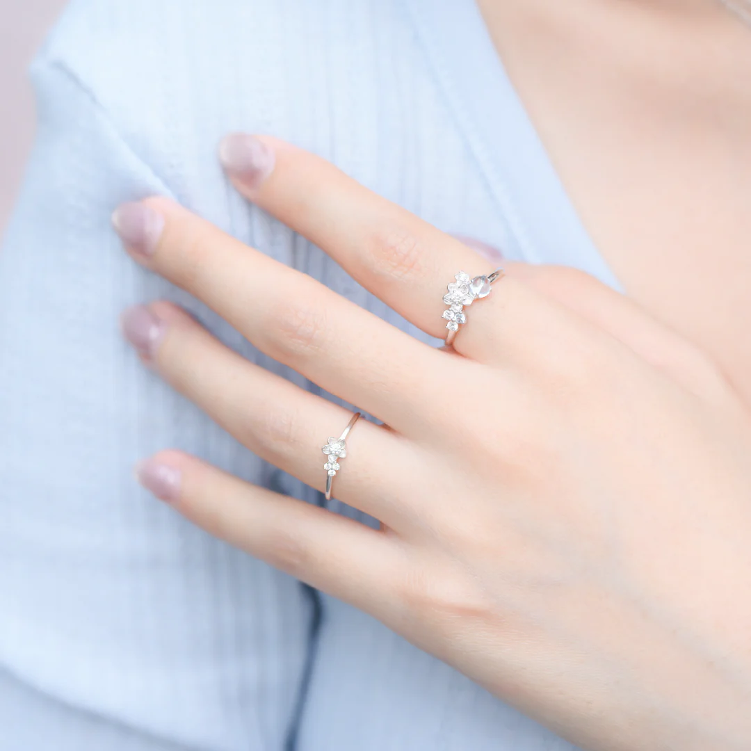 RAVIPA Forget Me Not Diamond Ring - Image 3