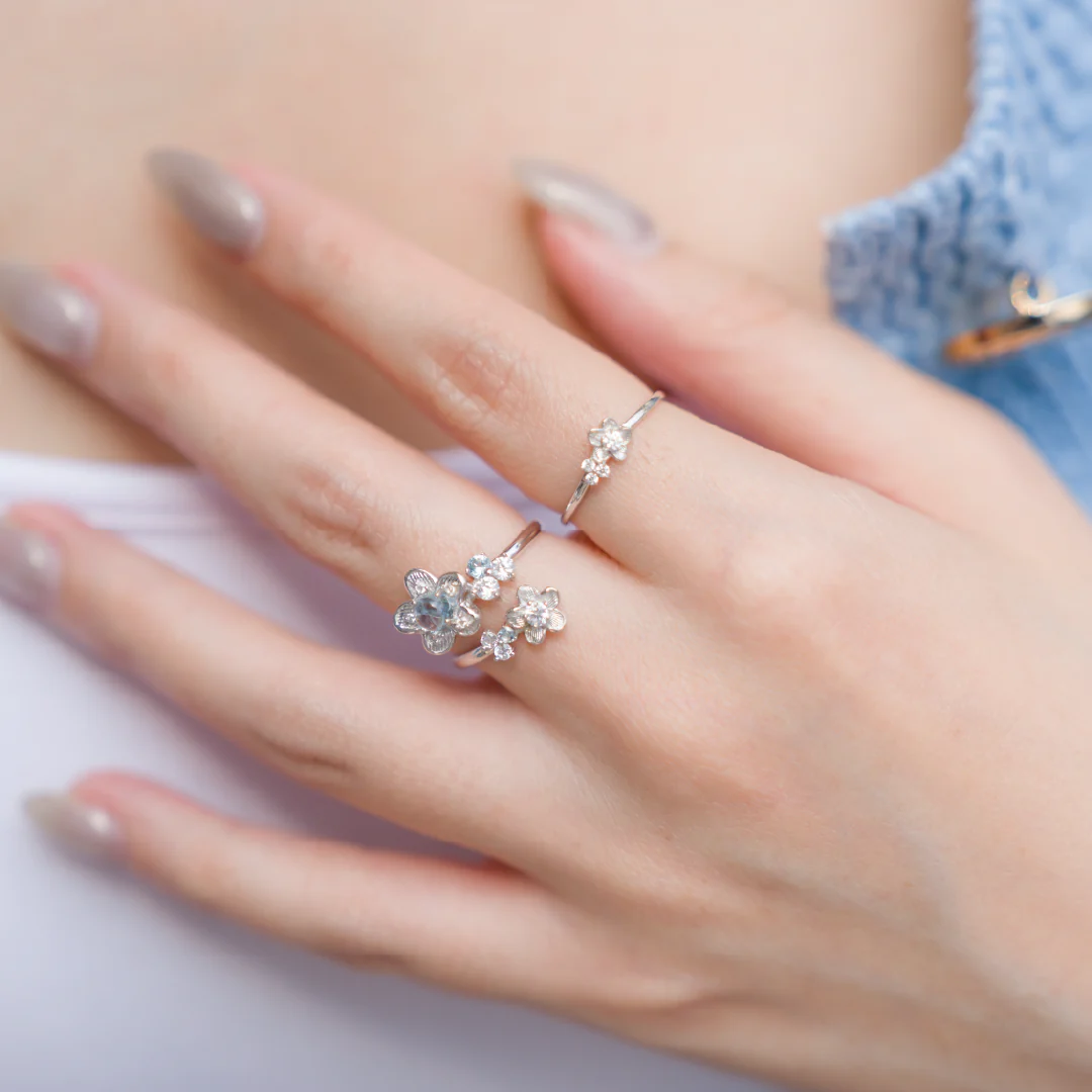 RAVIPA Forget Me Not Diamond Ring - Image 5