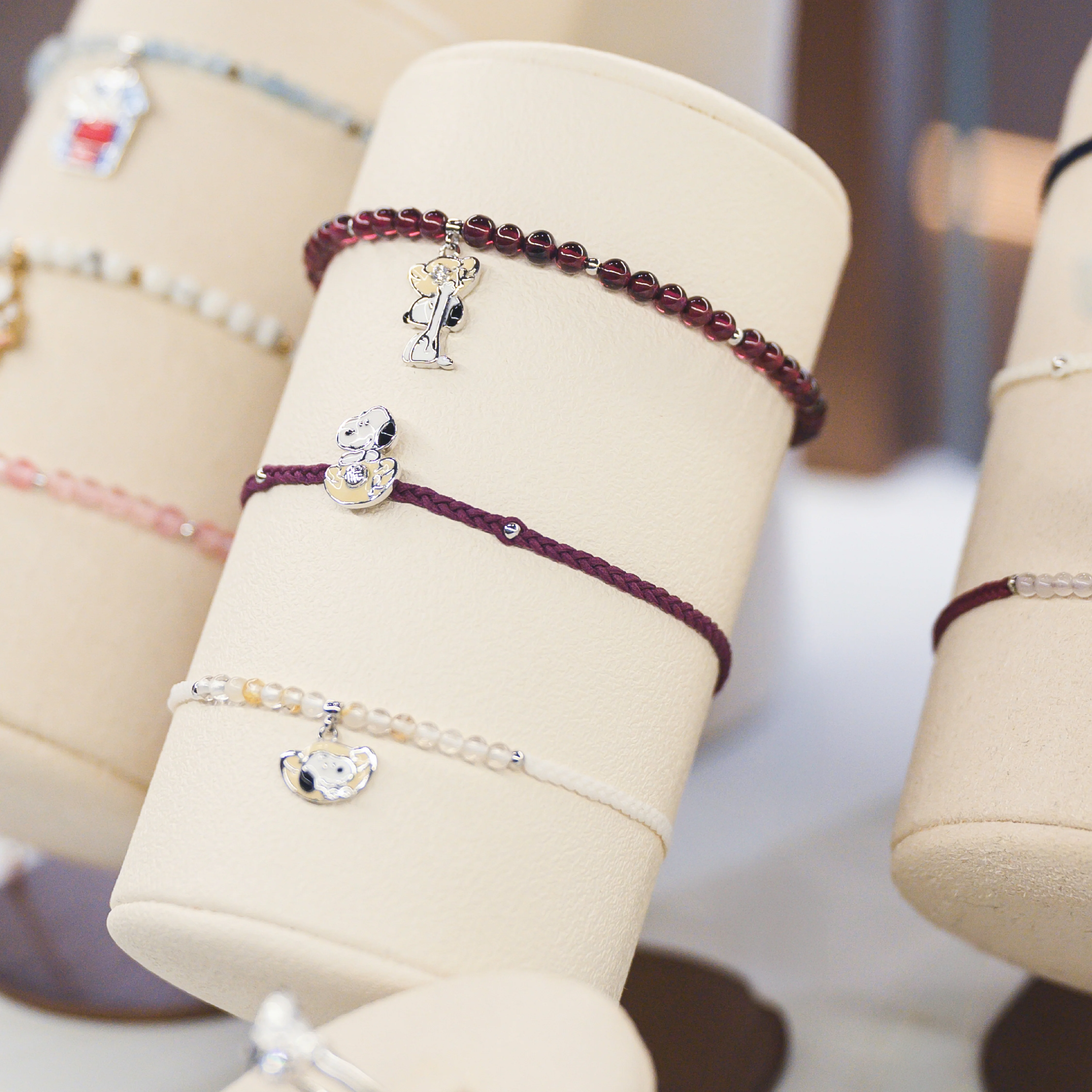 RAVIPA Snoopy Golden Bucket Bracelet - Image 10