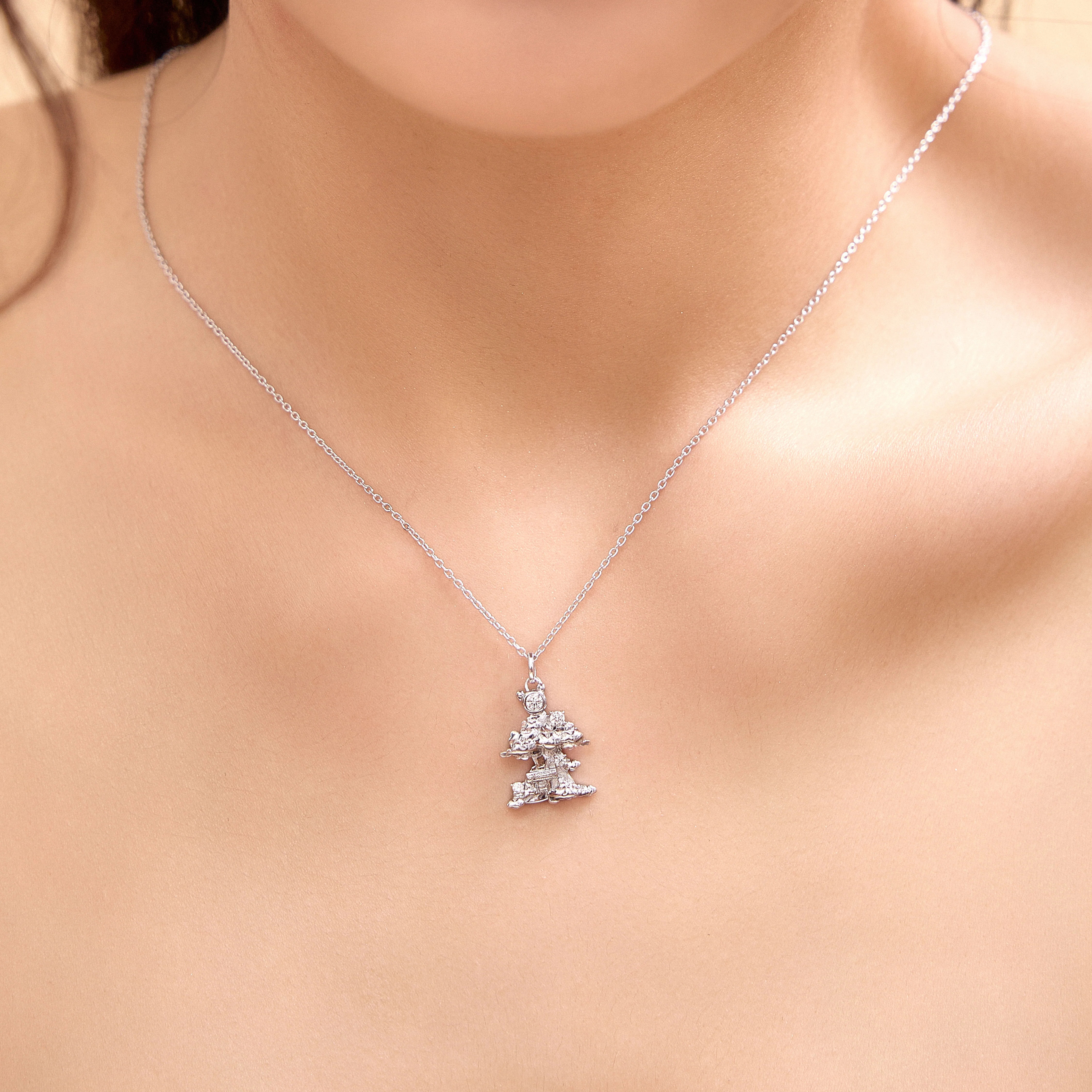 Winnie The Pooh Treehouse Silver Necklace - Image 5
