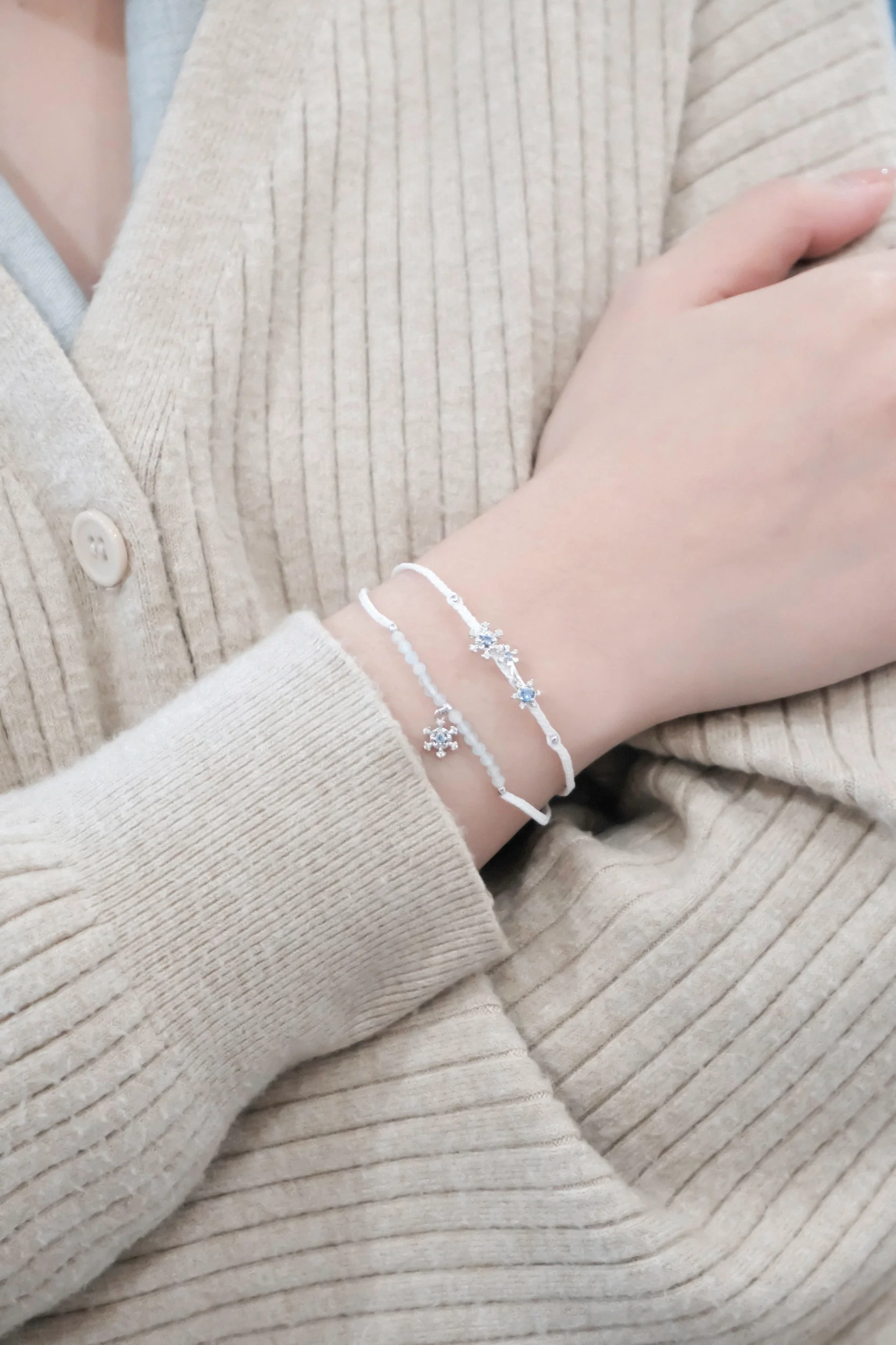 RAVIPA Snowflake and Aquamarine Bracelet - Image 5