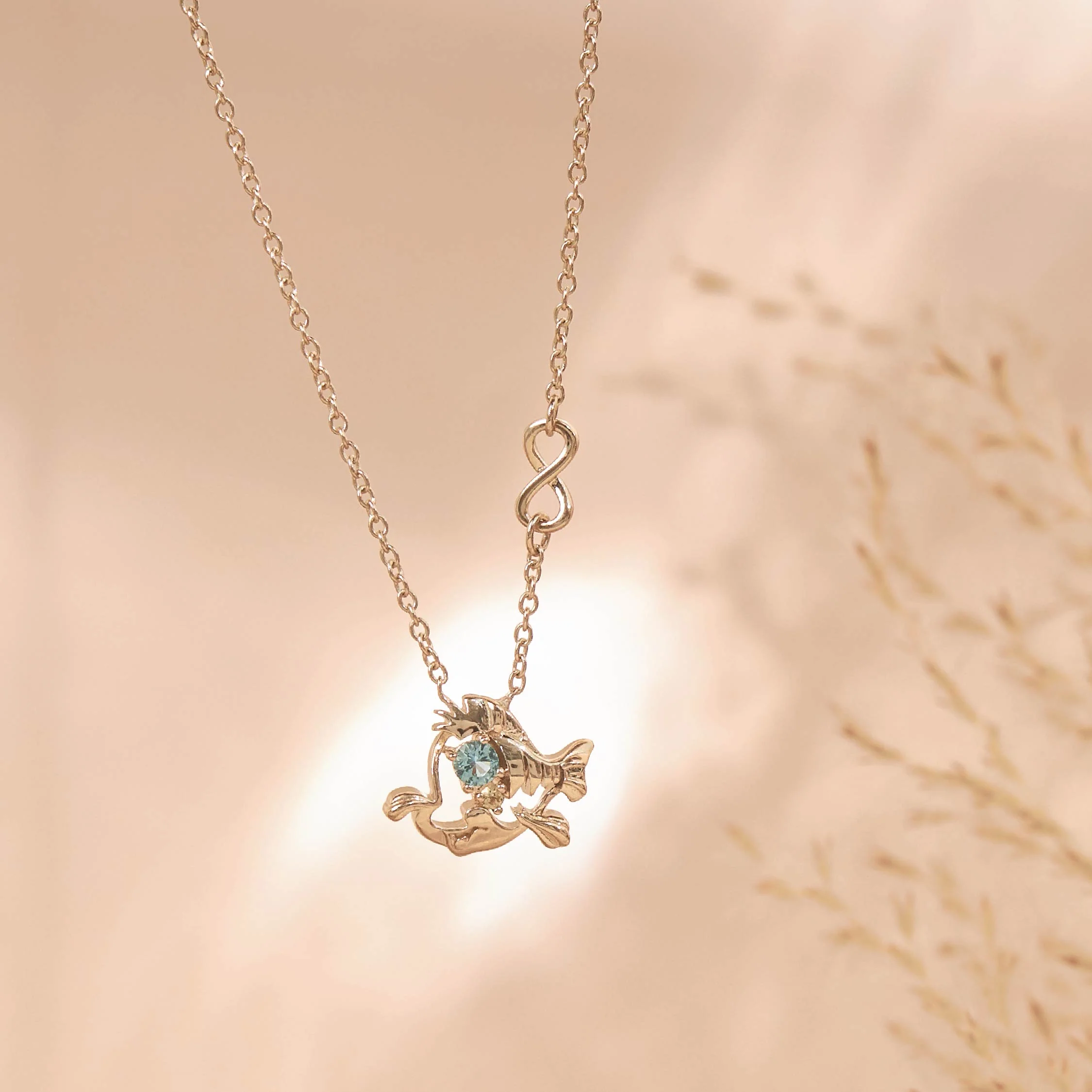 The Little Mermaid Flounder Gold Necklace - Image 3